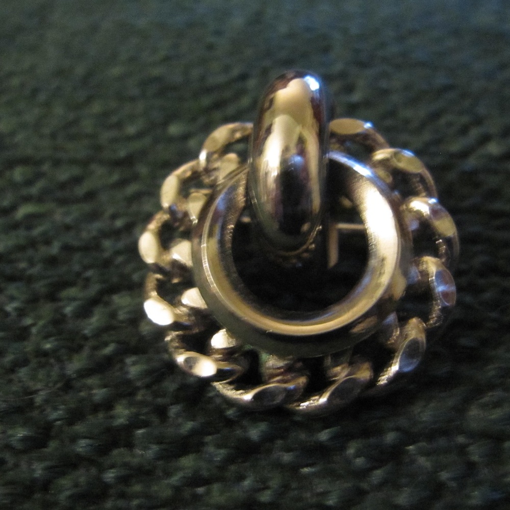 Vintage Round Silver-Tone Brooch